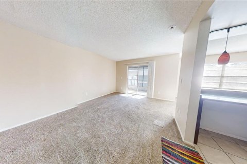 Copropriété à vendre à South Daytona, Floride: 2 chambres, 85.66 m2 № 2097917 - photo 4