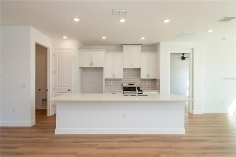 Villa ou maison à vendre à Dunnellon, Floride: 4 chambres, 181.9 m2 № 1871057 - photo 6