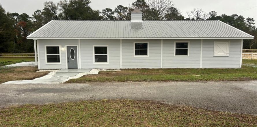 Casa en Eustis, Florida 4 dormitorios, 164.44 m2 № 1642113
