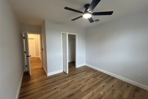 Casa en venta en Eustis, Florida, 4 dormitorios, 164.44 m2 № 1642113 - foto 12