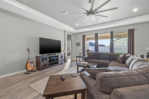 Casa en venta en Wesley Chapel, Florida, 4 dormitorios, 271.27 m2 № 1909734 - foto 16