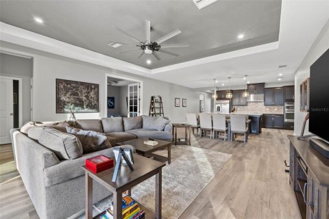 Casa en venta en Wesley Chapel, Florida, 4 dormitorios, 271.27 m2 № 1909734 - foto 18