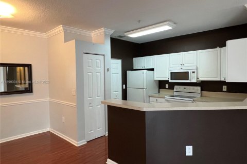 Apartment in Miramar, Florida 2 bedrooms, 99.22 sq.m. № 1953127 - photo 1