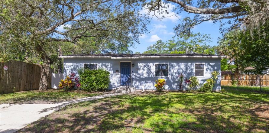 Casa en Casselberry, Florida 3 dormitorios, 92.9 m2 № 1784337