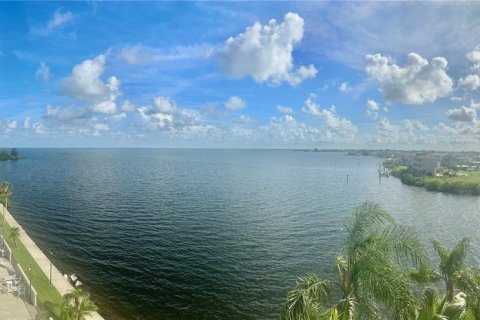 Condo in Hudson, Florida, 2 bedrooms  № 1878342 - photo 27
