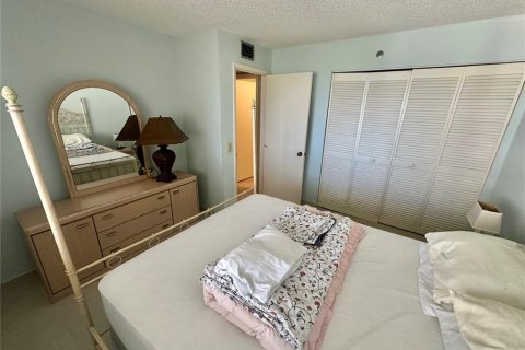 Condo in Hudson, Florida, 2 bedrooms  № 1878342 - photo 23