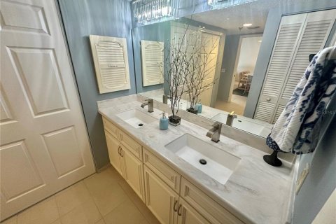 Condo in Hudson, Florida, 2 bedrooms  № 1878342 - photo 19