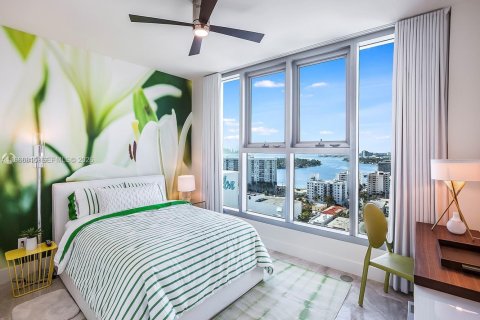 Снять в аренду кондоминиум в Майами-Бич, Флорида 2 спальни, 118.91м2, № 2028379 - фото 5
