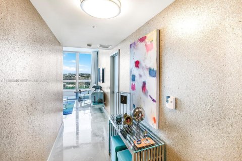 Снять в аренду кондоминиум в Майами-Бич, Флорида 2 спальни, 118.91м2, № 2028379 - фото 12