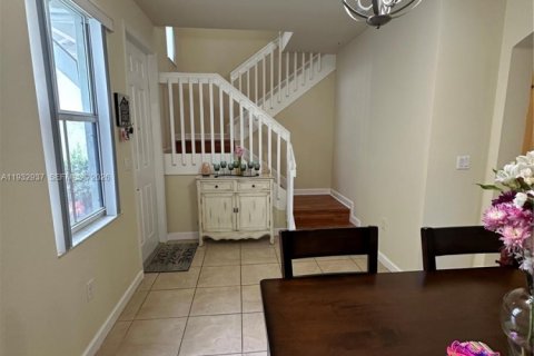 Touwnhouse à louer à Homestead, Floride: 3 chambres, 126.81 m2 № 1999028 - photo 8