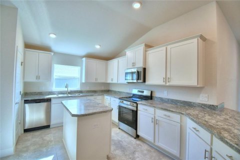 Casa en venta en Auburndale, Florida, 4 dormitorios, 204.38 m2 № 2215230 - foto 10