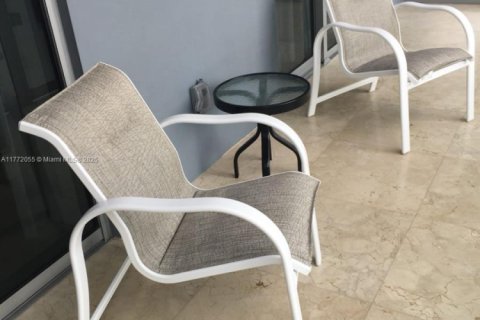 Copropriété à louer à Miami, Floride: 1 chambre, 65.12 m2 № 1867872 - photo 4