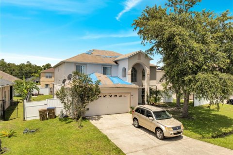 House in Kissimmee, Florida 4 bedrooms, 253.99 sq.m. № 1840411 - photo 1