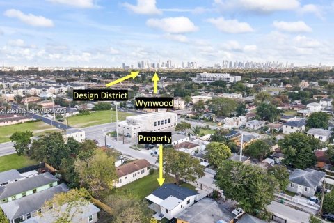 Villa ou maison à vendre à Miami, Floride: 3 chambres, 75.44 m2 № 2086575 - photo 7
