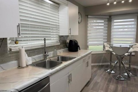 Appartement à louer à Port St. Lucie, Floride: 3 chambres, 98.66 m2 № 2192820 - photo 8