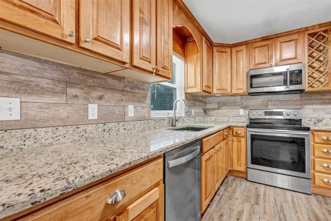 Casa en venta en Summerfield, Florida, 3 dormitorios, 105.17 m2 № 2237528 - foto 14