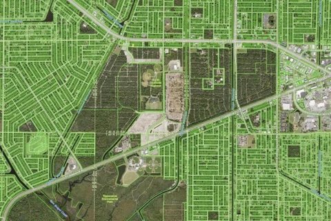 Commercial property in Port Charlotte, Florida № 1404899 - photo 4