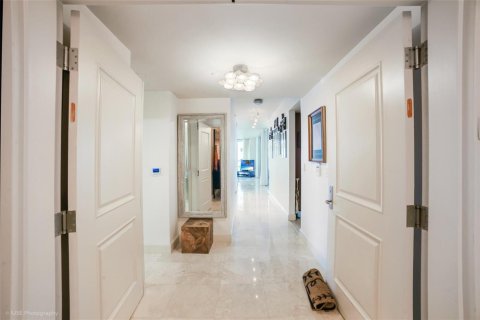 Condo in Hollywood, Florida, 2 bedrooms  № 2392609