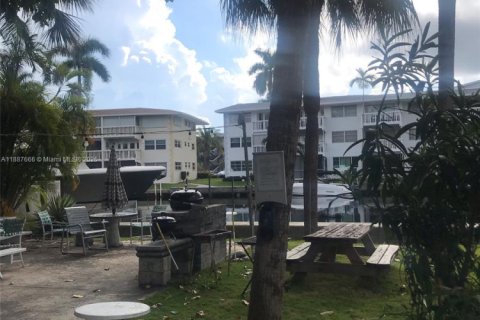 Copropriété à vendre à Hallandale Beach, Floride: 2 chambres, 111.48 m2 № 1939120 - photo 26