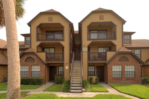 Condo in Altamonte Springs, Florida, 1 bedroom № 2222480