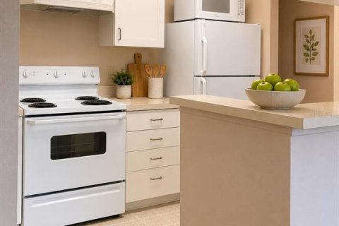 Condo in Altamonte Springs, Florida, 1 bedroom  № 2222480 - photo 7