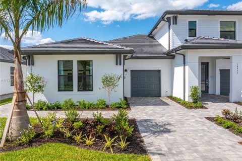 House in Fort Myers, Florida 3 bedrooms, 147.71 sq.m. № 1937007 - photo 9