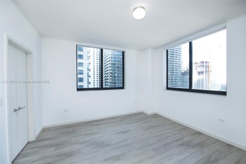 Condo in Miami, Florida, 2 bedrooms  № 1860047 - photo 11