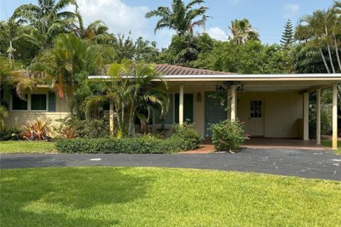 Casa en alquiler en Fort Lauderdale, Florida, 2 dormitorios № 1221401 - foto 1