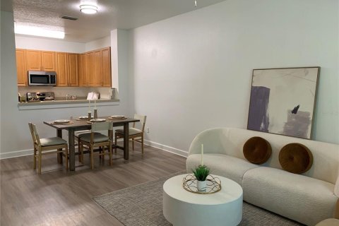 Adosado en alquiler en Kissimmee, Florida, 3 dormitorios, 138.24 m2 № 1884834 - foto 2