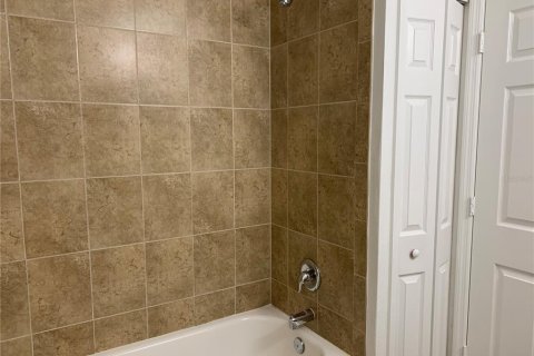 Adosado en alquiler en Kissimmee, Florida, 3 dormitorios, 138.24 m2 № 1884834 - foto 22