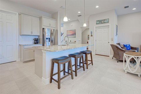 Townhouse in Placida, Florida 3 bedrooms, 224.45 sq.m. № 1137692 - photo 16