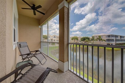 Townhouse in Placida, Florida 3 bedrooms, 224.45 sq.m. № 1137692 - photo 24
