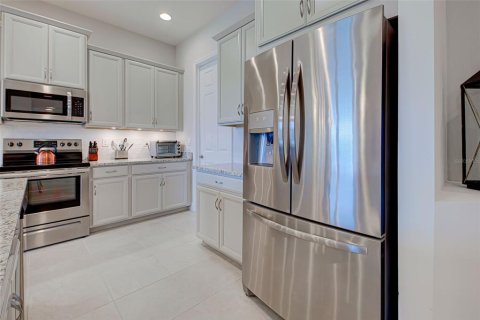Townhouse in Placida, Florida 3 bedrooms, 224.45 sq.m. № 1137692 - photo 19