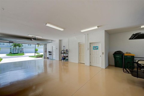 Townhouse in Placida, Florida 3 bedrooms, 224.45 sq.m. № 1137692 - photo 5