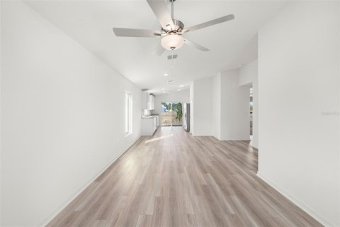 Casa en venta en Astatula, Florida, 2 dormitorios, 95.88 m2 № 2144631 - foto 8