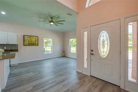 Villa ou maison à vendre à New Smyrna Beach, Floride: 3 chambres, 137.31 m2 № 1680566 - photo 5