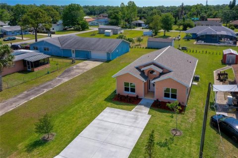 Villa ou maison à vendre à New Smyrna Beach, Floride: 3 chambres, 137.31 m2 № 1680566 - photo 3