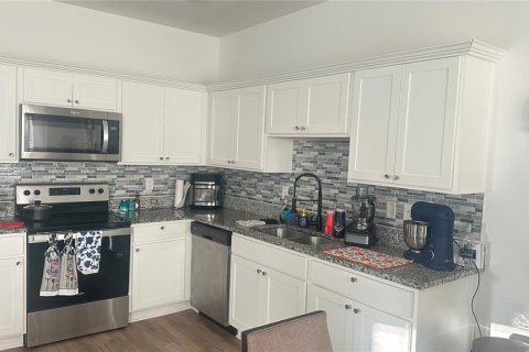 Touwnhouse à vendre à Davenport, Floride: 3 chambres, 137.5 m2 № 2149852 - photo 3
