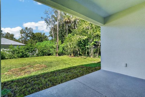 House in New Smyrna Beach, Florida 4 bedrooms, 179.12 sq.m. № 2339325 - photo 26