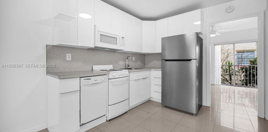 Appartement à Miami Beach, Floride 1 chambre № 1995995