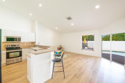 Villa ou maison à vendre à Cooper City, Floride: 3 chambres, 182.09 m2 № 2429692 - photo 20