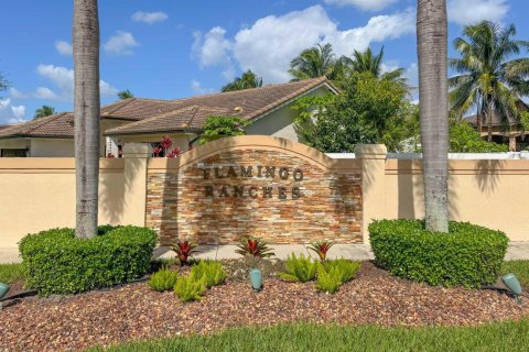 Villa ou maison à vendre à Cooper City, Floride: 3 chambres, 182.09 m2 № 2429692 - photo 2