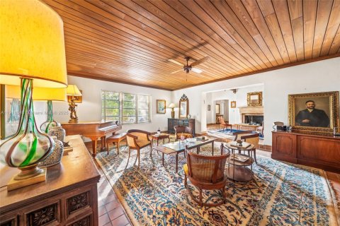 Casa en venta en Miami Beach, Florida, 4 dormitorios, 393.44 m2 № 1973290 - foto 6