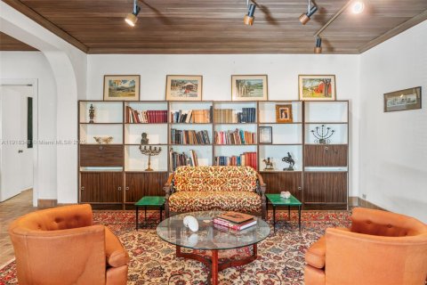 Casa en venta en Miami Beach, Florida, 4 dormitorios, 393.44 m2 № 1973290 - foto 10