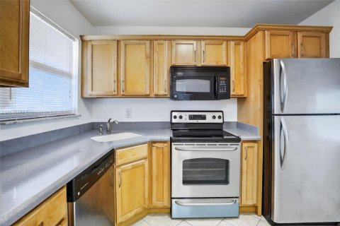 Купить кондоминиум в Санрайз, Флорида 2 спальни, 78.97м2, № 2012236 - фото 7