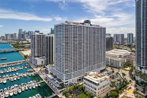 Copropriété à vendre à Miami, Floride: 3 chambres, 170.94 m2 № 1877529 - photo 2
