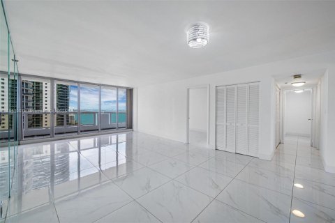 Copropriété à vendre à Miami, Floride: 3 chambres, 170.94 m2 № 1877529 - photo 6
