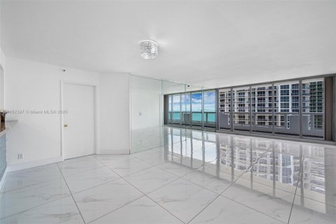 Copropriété à vendre à Miami, Floride: 3 chambres, 170.94 m2 № 1877529 - photo 23