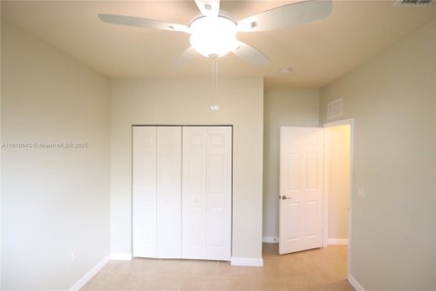 House in Cutler Bay, Florida 5 bedrooms, 271.65 sq.m. № 1772693 - photo 24