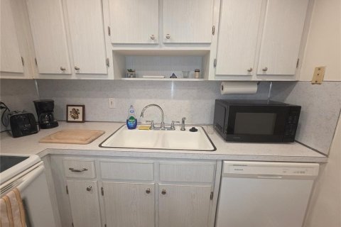 Copropriété à louer à Seminole, Floride: 2 chambres, 81.2 m2 № 2320830 - photo 6